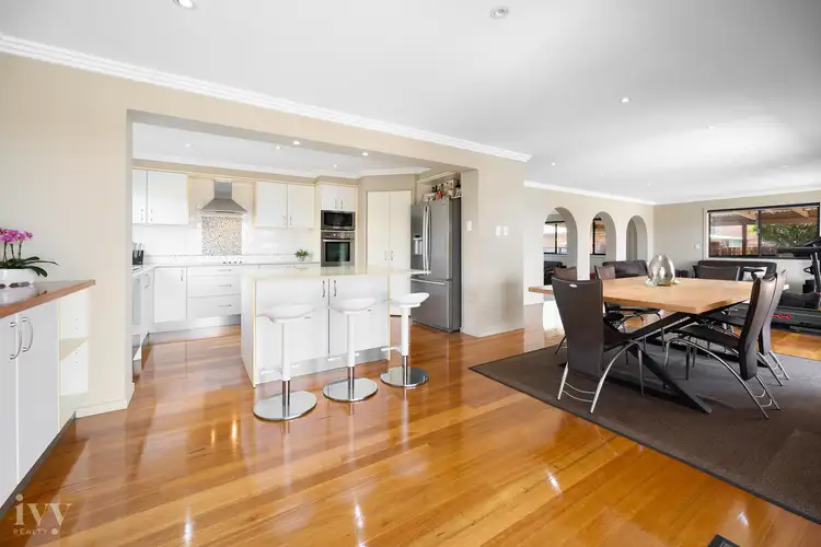 Sixth view of Homely house listing, 25 Camelot Crescent, Hollywell QLD 4216