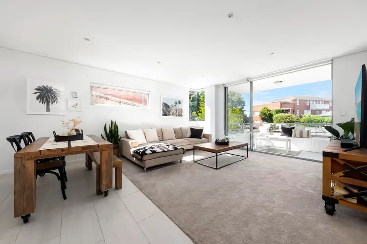 Second view of Homely unit listing, 2/29 Dalley Street, Queenscliff NSW 2096