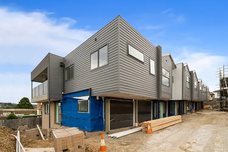 2/15 Albert Hill Road, Lilydale VIC 3140