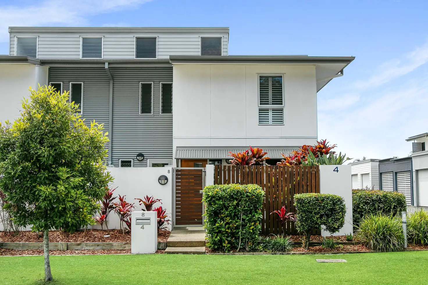 Main view of Homely townhouse listing, 8/4 Border Drive North, Currumbin Waters QLD 4223