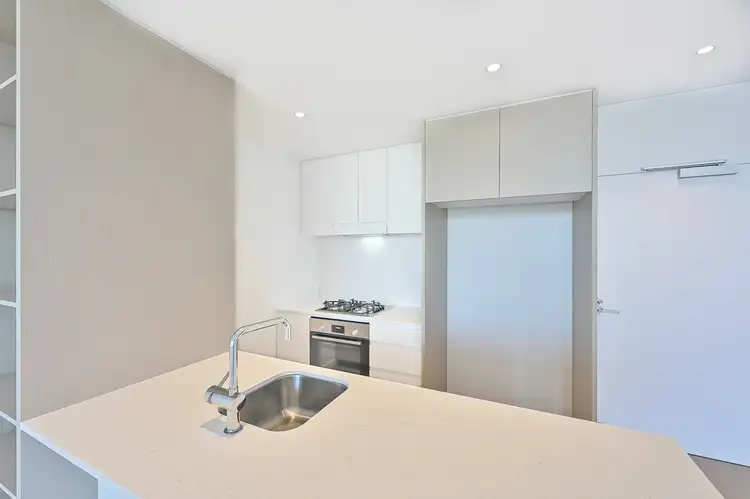 Third view of Homely apartment listing, Level 8/20802/320 MacArthur Avenue, Hamilton QLD 4007