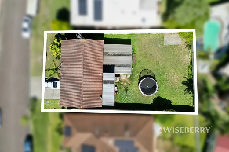 Third view of Homely house listing, 10 Twin Lakes Drive, Lake Haven NSW 2263