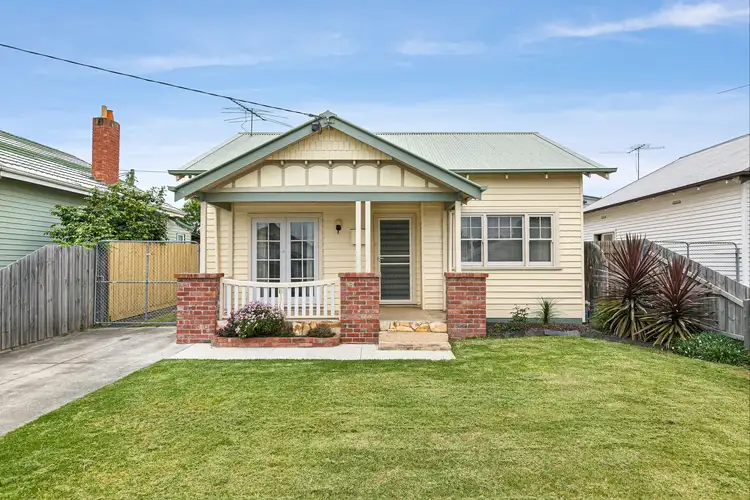 13 Sunshine Street, Pascoe Vale VIC 3044