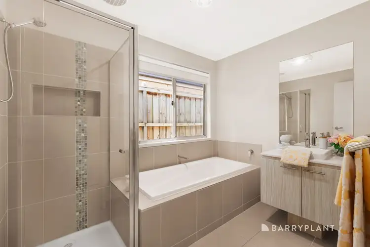 Sixth view of Homely house listing, 10 Pisa Way, Mernda VIC 3754