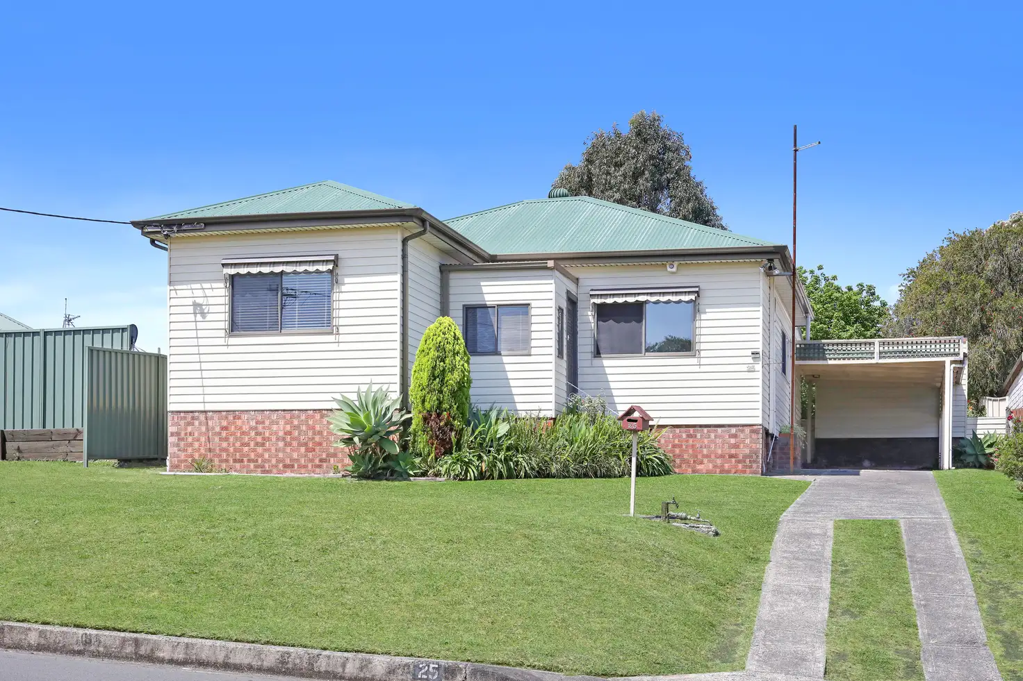 Main view of Homely house listing, 25 Buena Vista Avenue, Lake Heights NSW 2502