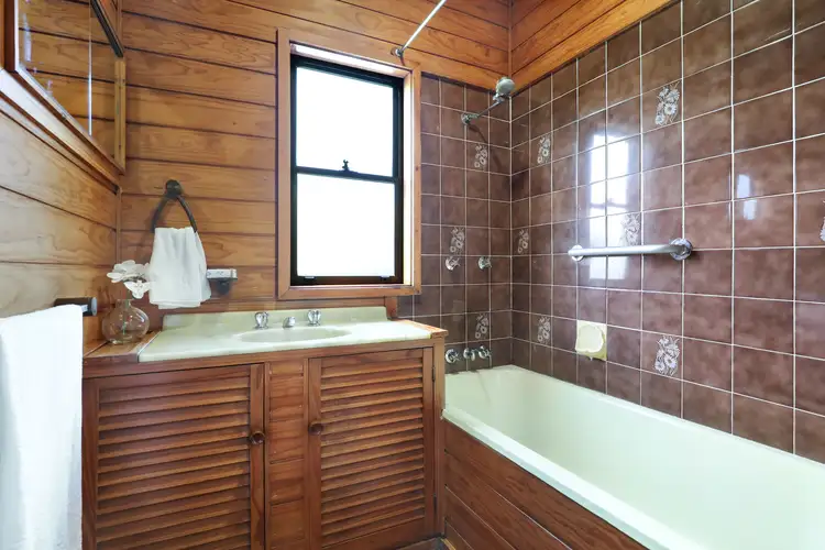 Sixth view of Homely house listing, 25 Buena Vista Avenue, Lake Heights NSW 2502