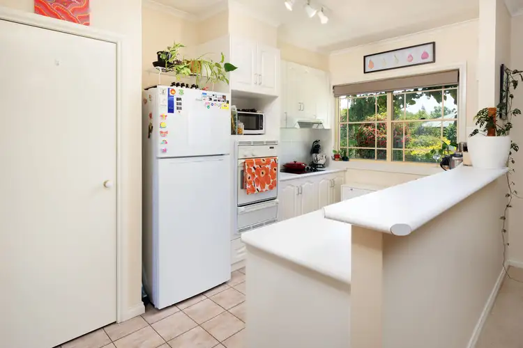 Second view of Homely unit listing, 2/10 Sanctuary Boulevard, Wodonga VIC 3690