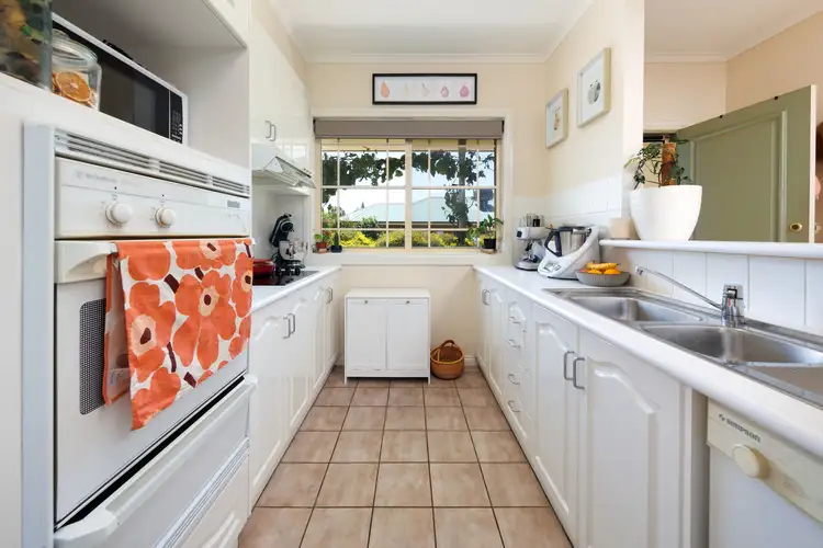 Third view of Homely unit listing, 2/10 Sanctuary Boulevard, Wodonga VIC 3690