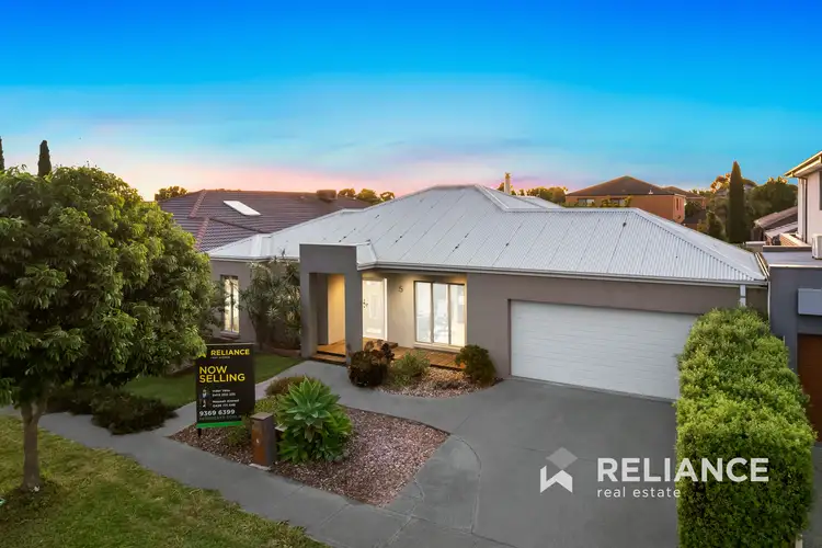 5 Lipari Place, Point Cook VIC 3030