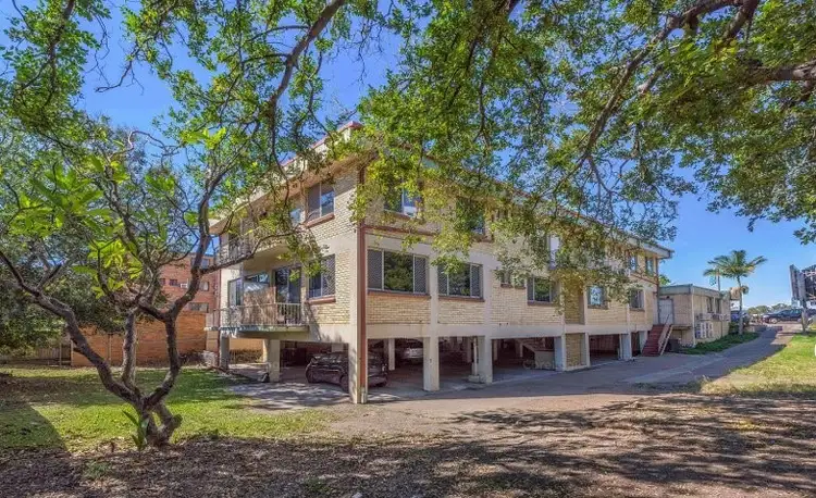 1/110 Kingsford Smith Drive