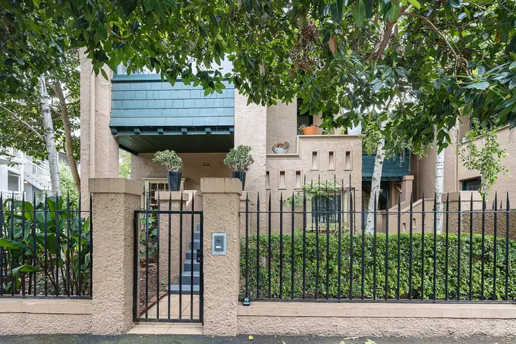 6/50 Dalgety Street, St Kilda VIC 3182