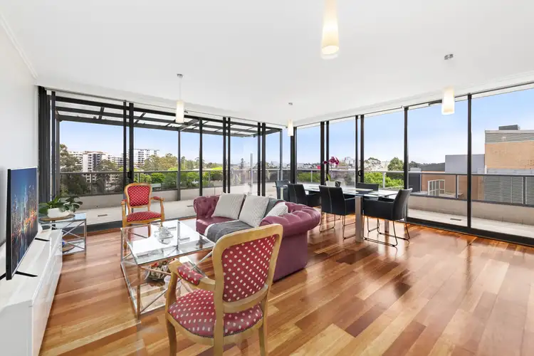 172/8-12 Thomas Street, Waitara NSW 2077