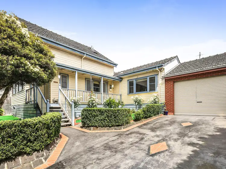 4 Edinburgh Street, Box Hill South VIC 3128