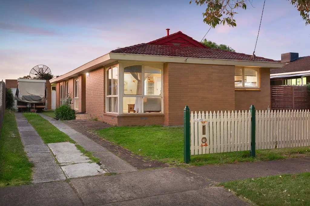 Main view of Homely house listing, 15 Piccadilly Crescent, Keysborough VIC 3173