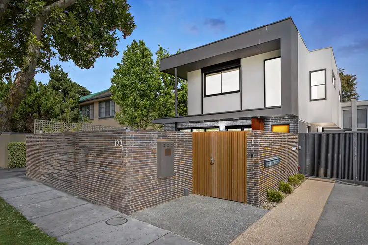 1/123 Kambrook Road, Caulfield North VIC 3161