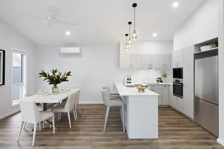 Gippsland/65 Eleanor Drive, Lucas VIC 3350