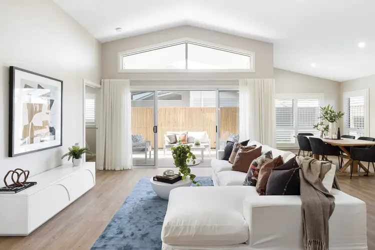 Bellarine/65 Eleanor Drive, Lucas VIC 3350