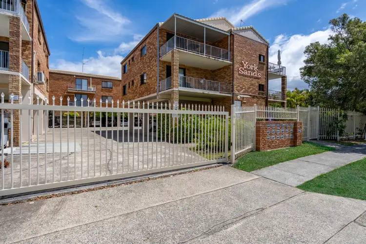 Main view of Homely unit listing, 9/28 Hunter Avenue, Labrador QLD 4215
