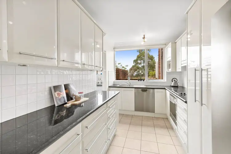 Fourth view of Homely unit listing, 2/560-562 Pacific Highway, Killara NSW 2071