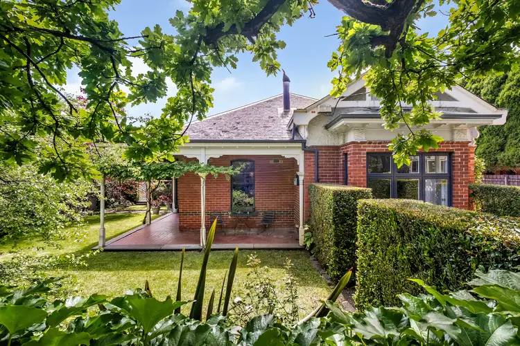 13 Avondale Road, Armadale VIC 3143