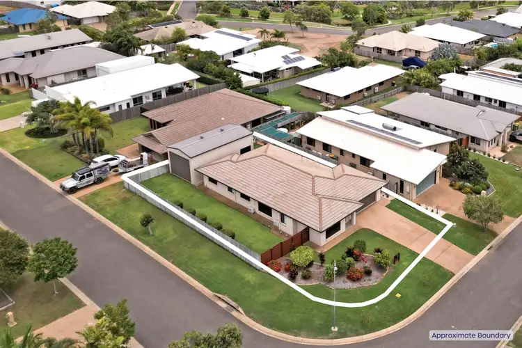 18 Dune Circle, Lammermoor QLD 4703