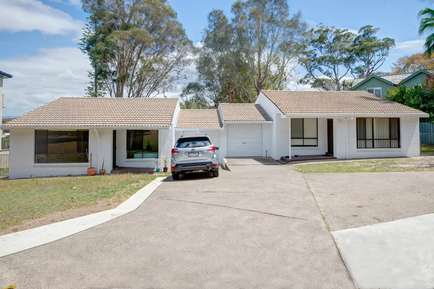 Main view of Homely villa listing, 1/9 Lake Vista Crescent, Forster NSW 2428