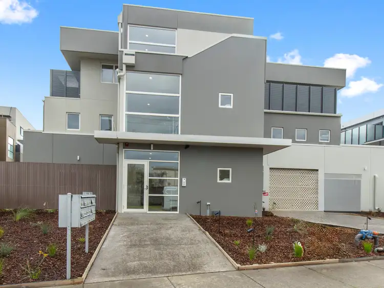 Main view of Homely unit listing, 14/121 McDonald Street, Mordialloc VIC 3195
