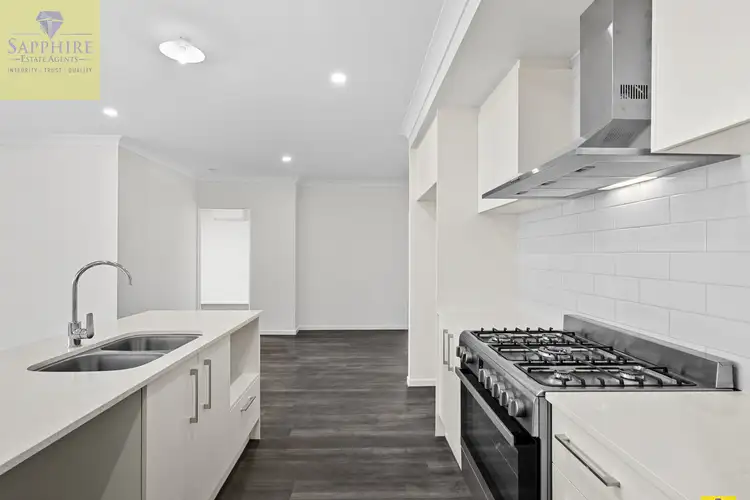 Main view of Homely house listing, 5 Alloway Close, Pallara QLD 4110