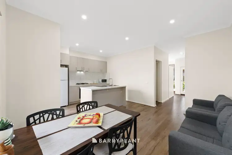 Fifth view of Homely house listing, 2/25 Saxonwood Drive, Narre Warren VIC 3805