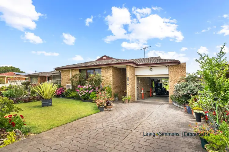 57 Melbourne Road, St Johns Park NSW 2176