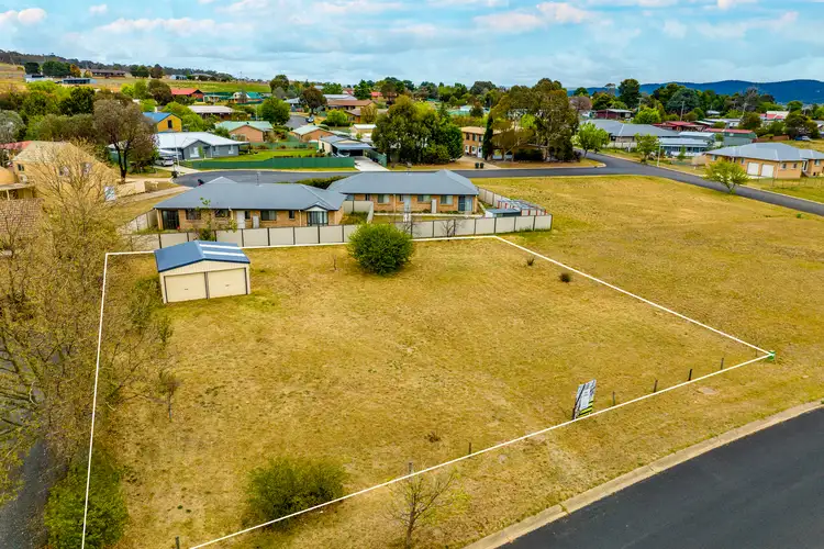 14 Gungarlin Street, Berridale NSW 2628