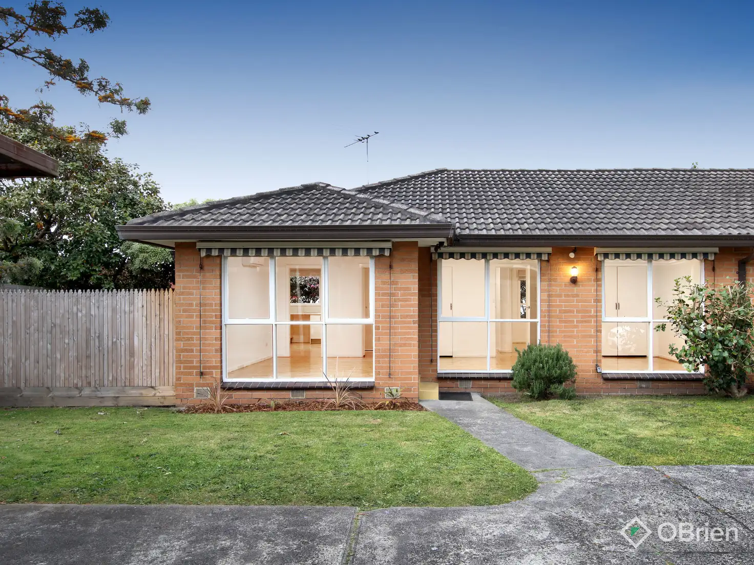Main view of Homely unit listing, 4/11 Albert Avenue, Oakleigh VIC 3166