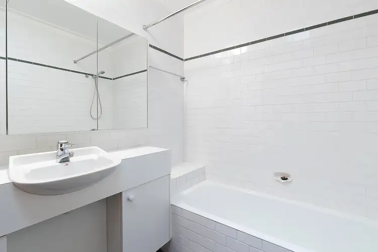 Fifth view of Homely apartment listing, 4/7 Bogota Avenue, Cremorne Point NSW 2090