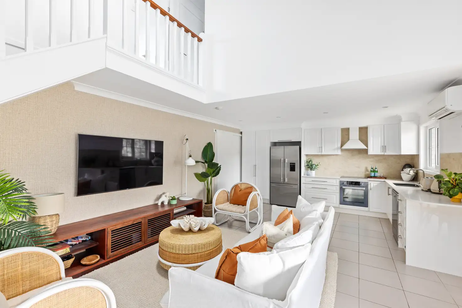 Main view of Homely townhouse listing, 1/18 Barbet Place, Burleigh Waters QLD 4220