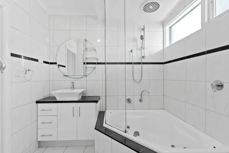 Sixth view of Homely house listing, 1 Bidgee Street, Frankston VIC 3199