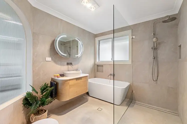 2/37 Lushington Street
