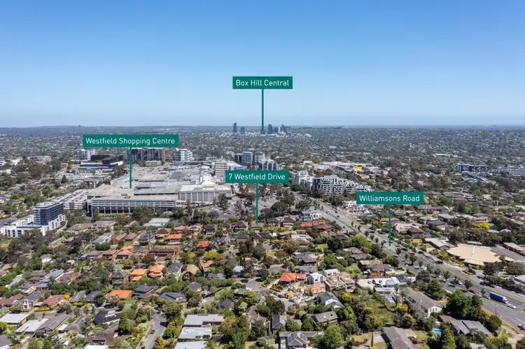 7 Westfield Drive, Doncaster VIC 3108