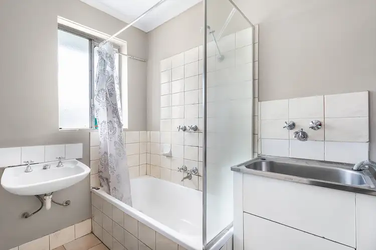 Fifth view of Homely apartment listing, 8/110 Rupert Street, West Footscray VIC 3012