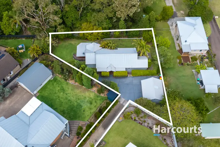 11 Blaxland Road, Macquarie Hills NSW 2285