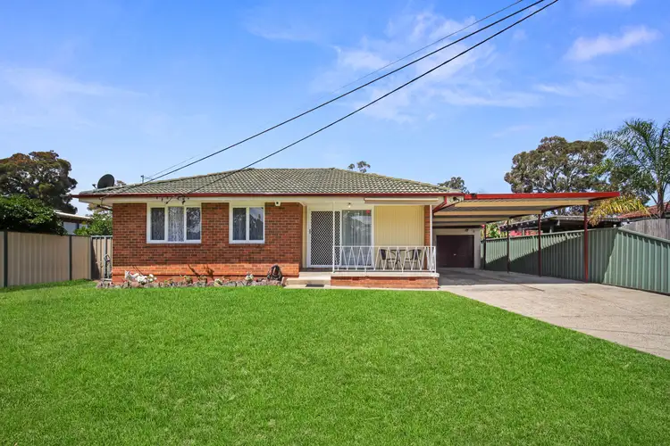 Second view of Homely house listing, 19 Mindanao Avenue, Lethbridge Park NSW 2770