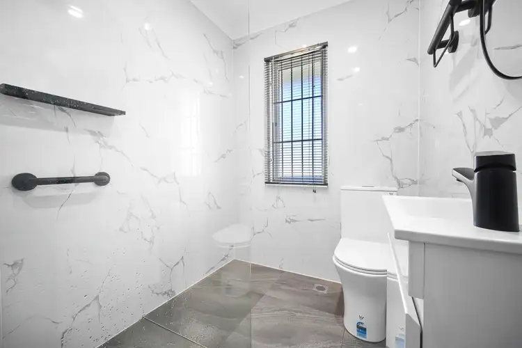 Fifth view of Homely house listing, 19 Mindanao Avenue, Lethbridge Park NSW 2770