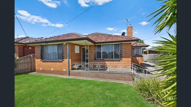 Main view of Homely unit listing, 1/10 Wilgah Street, Thomastown VIC 3074