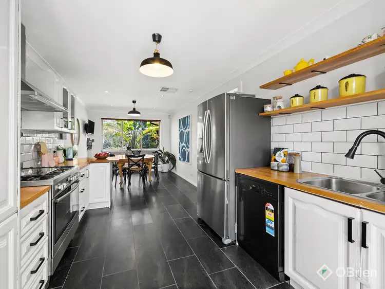 Fourth view of Homely house listing, 3 Ardena Court, Keilor Downs VIC 3038