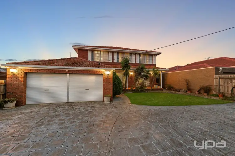 36 Kinterbury Drive, Kings Park VIC 3021