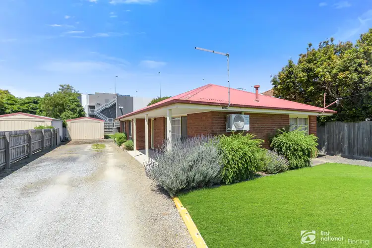 28 Mundaring Drive, Cranbourne VIC 3977