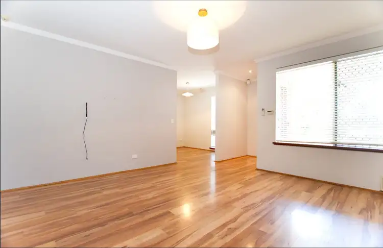 Fifth view of Homely semi-detached listing, 10A Grantham Place, Carlisle WA 6101
