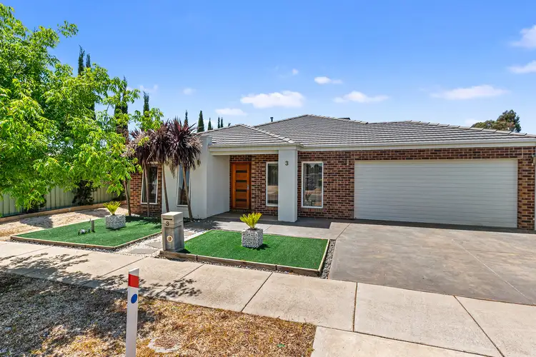 3 Cloverfields Crescent, Epsom VIC 3551