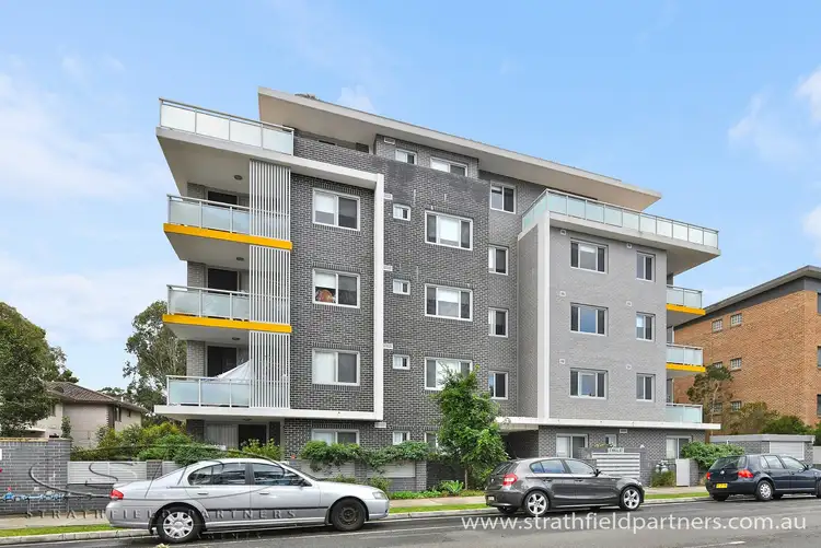 24/5-9 Hall Street, Auburn NSW 2144