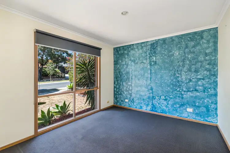 Fifth view of Homely house listing, 28 Phillip Drive, Sunbury VIC 3429