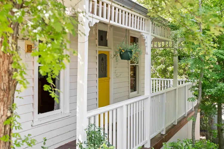 8 Fourth Street, Hepburn Springs VIC 3461